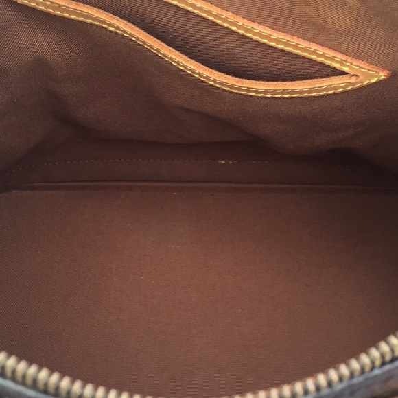 Louis Vuitton Alma Bag - Picture 6 of 8